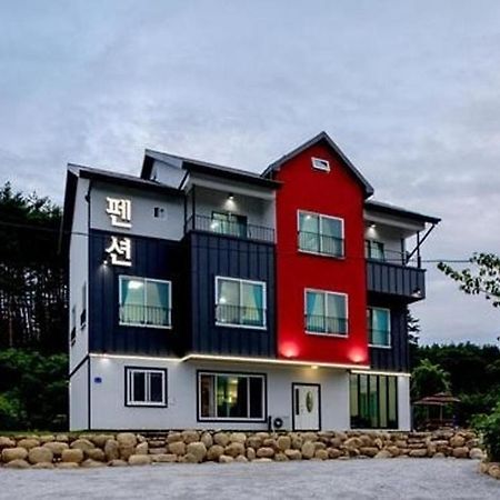 Gangneung Luluberry Pension Εξωτερικό φωτογραφία